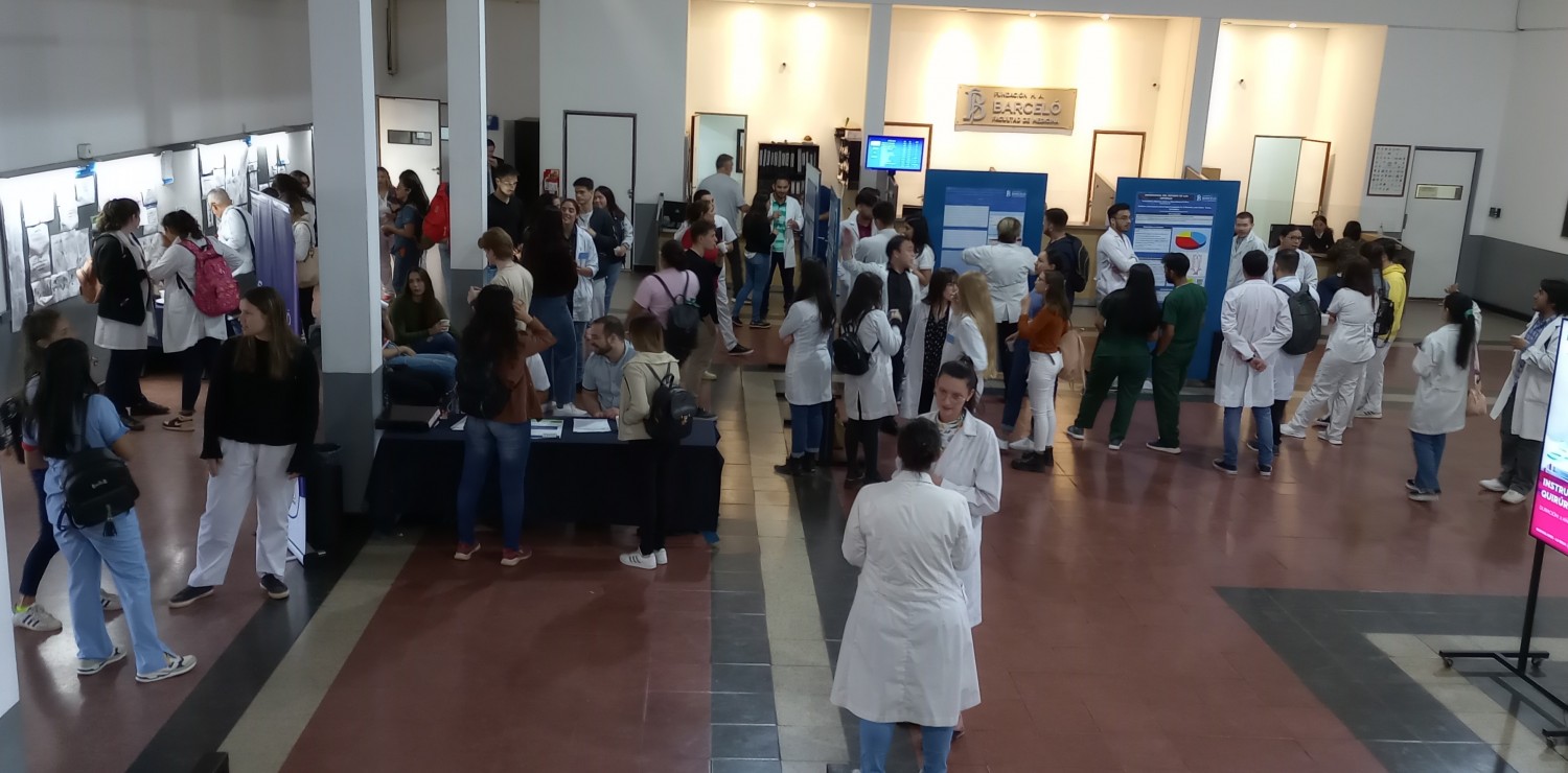 Fundación Barceló celebró las ciencias en la Sede Santo Tomé, durante las Jornadas Científicas Universitarias